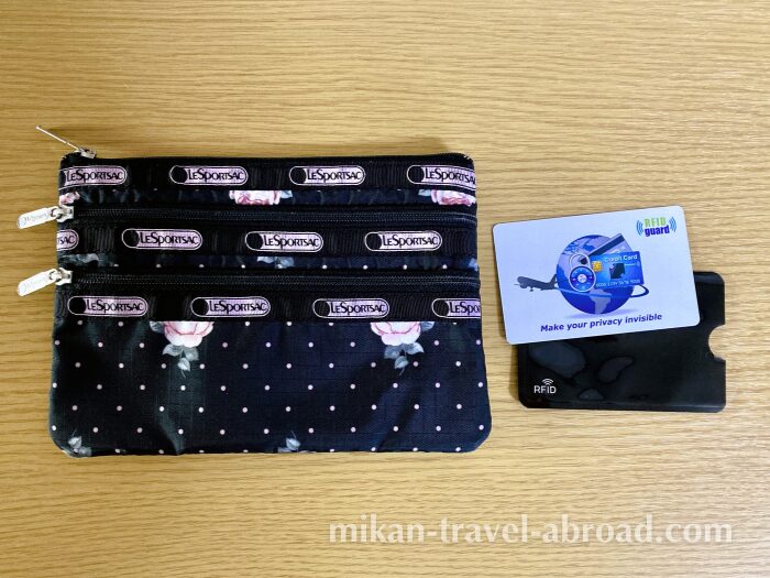 海外旅行の財布代わりに使ったレスポのポーチ